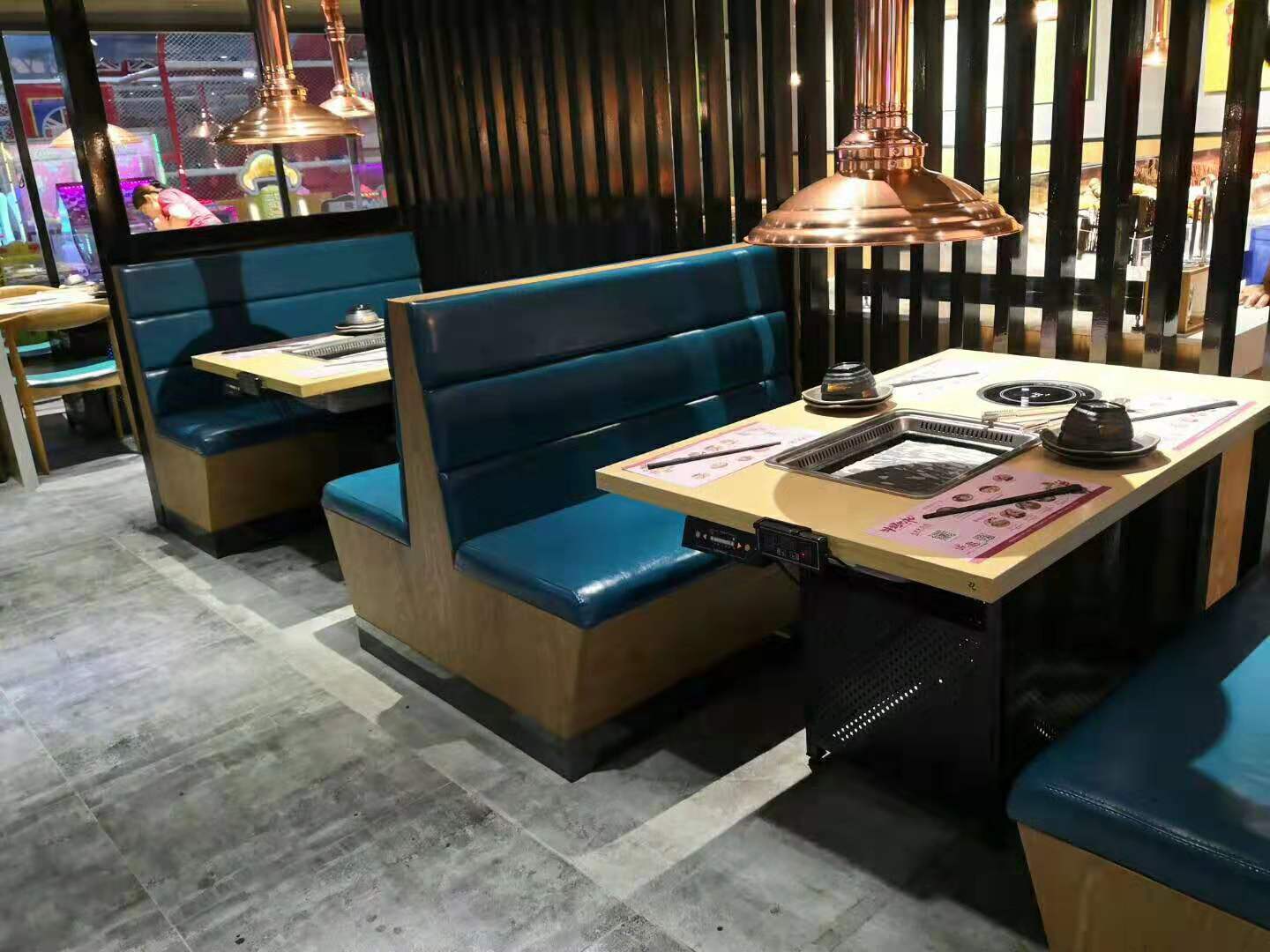 韩国风格的烤肉火锅桌椅